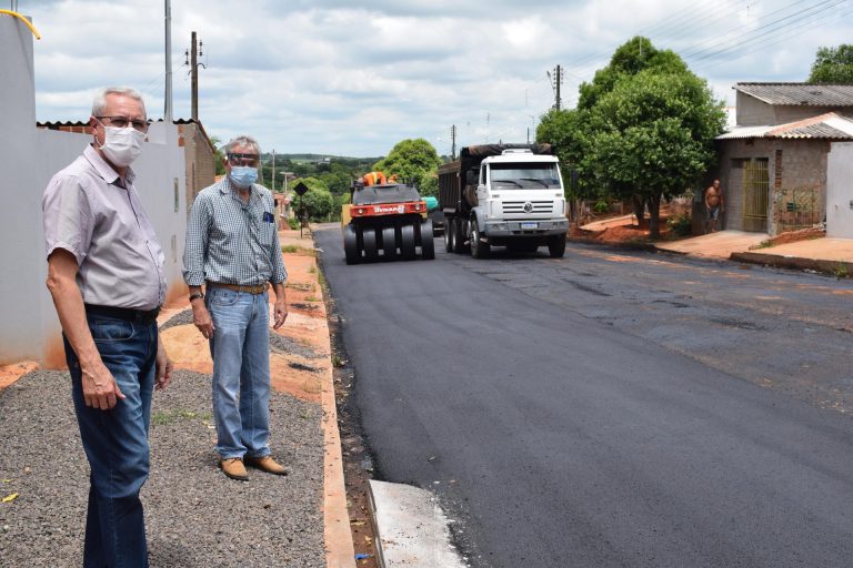 Parapuã inicia novo pacote de recapeamento