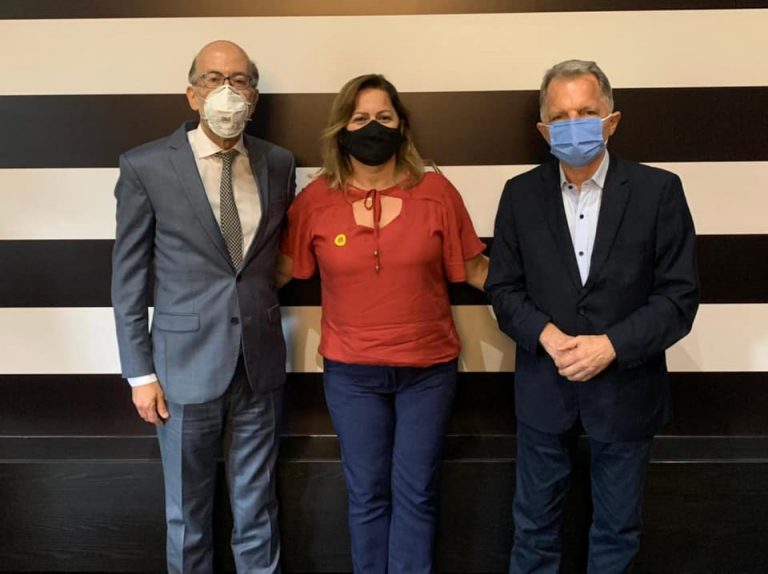 Prefeita de Salmourão solicita R$ 1,3 milhão de investimentos do Governo do Estado