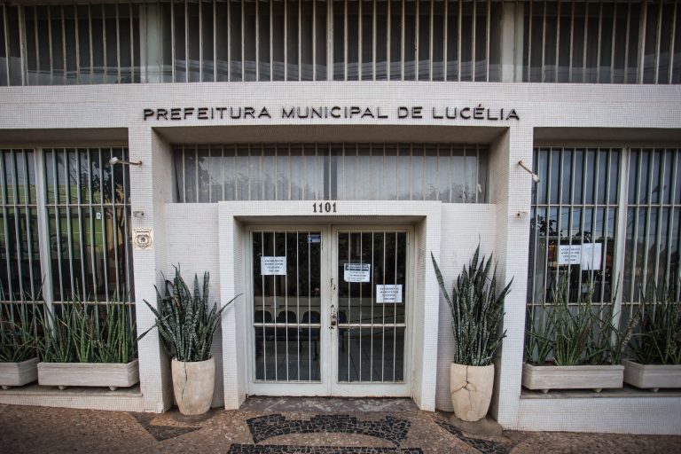 Criança teria sido esquecida por cerca de 7 horas dentro de ônibus da Prefeitura de Lucélia