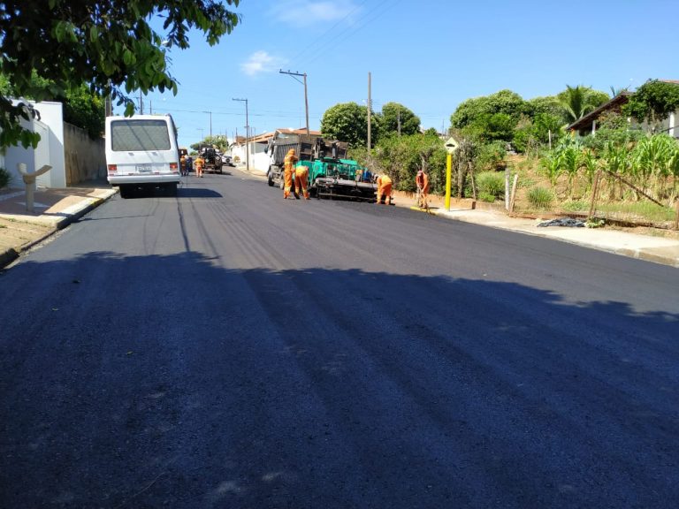 Adamantina recebe mais dois milhões e meio de reais destinado a recuperação da pavimentação asfáltica
