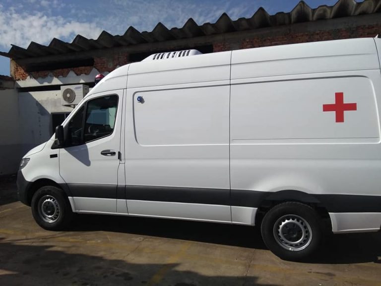 Parapuã adquire ambulância semi UTI