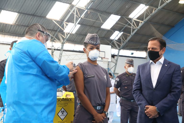 SP inicia a vacinação de agentes de segurança de todo o Estado contra o coronavírus