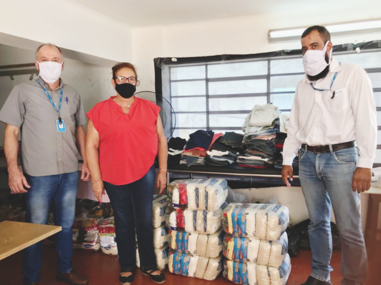 Energisa doa cestas básicas para famílias carentes de Lucélia