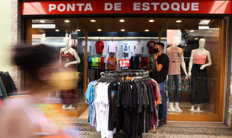 Abertura de empresas bate recorde em 2020, diz Serasa