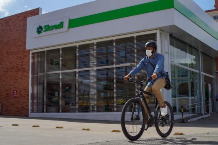 Em nova campanha, Sicredi divulga seu propósito e se posiciona como alternativa no segmento financeiro