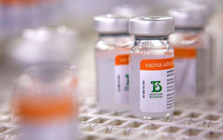 SP não registra intercorrência com doses da Coronavac de lotes suspensos pela Anvisa