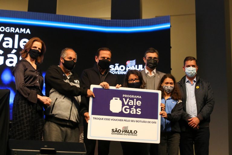 Estado lança Vale Gás que vai beneficiar 500 mil pessoas em situação de vulnerabilidade