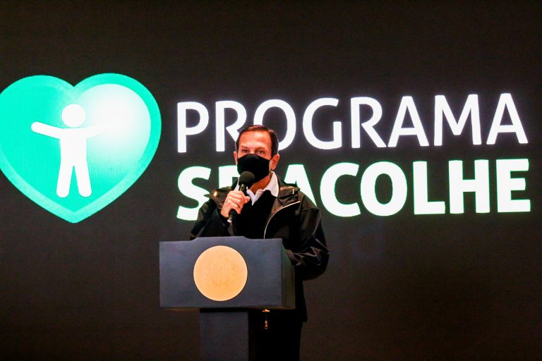 Estado anuncia auxílio de R$ 300 a parentes de vítimas da covid-19