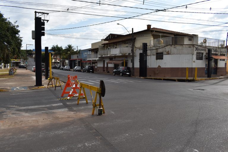 Prefeitura de Adamantina realiza obras de melhorias na Avenida da Saudade