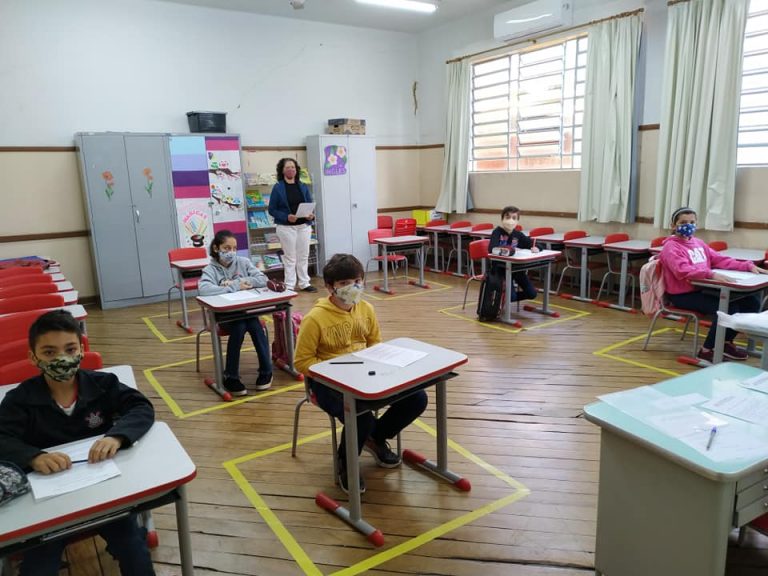 Adamantina e Osvaldo Cruz retomam aulas presenciais; Lucélia divulga retorno para dia 9