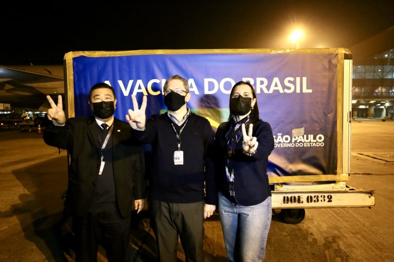SP recebe mais 2 milhões de doses prontas da vacina do Butantan