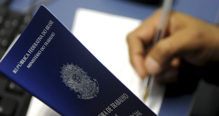 Microrregião demite mais do que contrata em julho