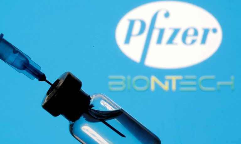 Pfizer é usada como dose de reforço para quem tomou Janssen em Adamantina