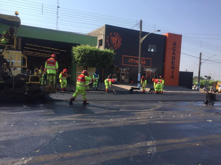 Salmourão aplica R$ 400 mil em obras de recapeamento