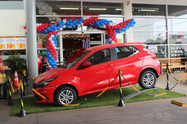 Comemorando cinco anos, loja de Adamantina da Rede Sete sorteará carro e duas motos