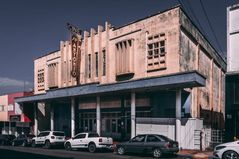 Sicoob Nosso adquire prédio do antigo Cine Santo Antônio em Adamantina