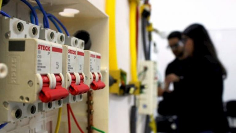 Senai oferece curso profissionalizante de eletricista instalador em Lucélia