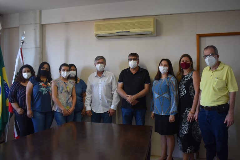 Adamantina recebe visita de membros do Executivo de Flora Rica