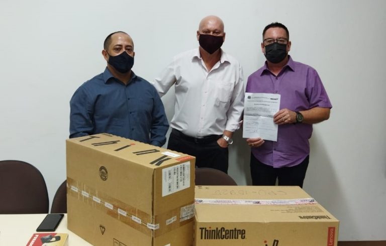 Procon de Adamantina recebe equipamentos de informática