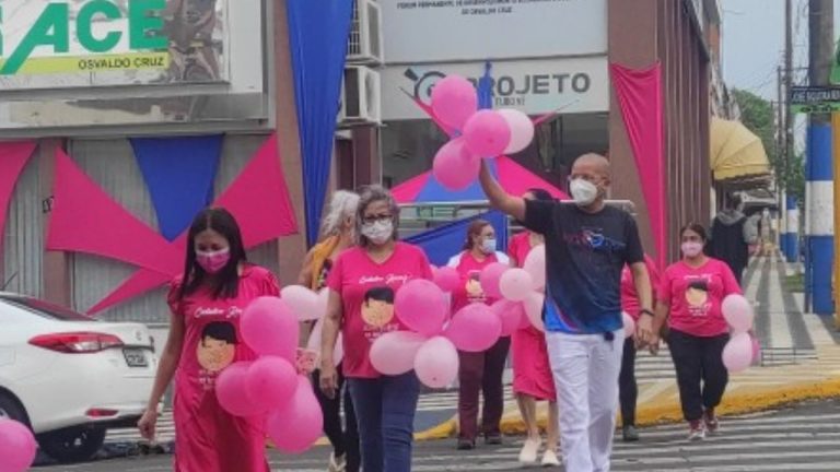 Saúde de Osvaldo Cruz promove conscientização da campanha Outubro Rosa