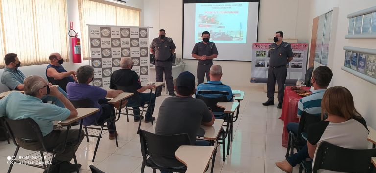 ‘Vizinhança Solidária Rural’ une polícia e população do bairro Negrinha para melhorar segurança