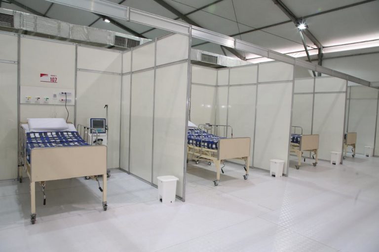 Estado tem menos de 1,5 mil internados em UTI por covid-19 desde abril de 2020