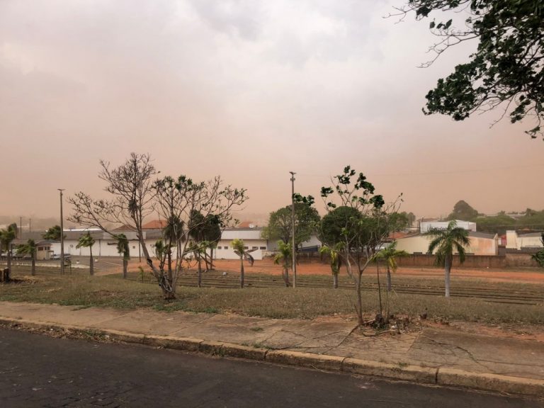 Interior paulista registra tempestade de areia