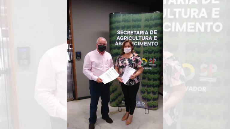 Prefeita Sônia pede novos equipamentos na Secretaria de Agricultura