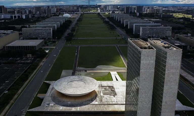 Presidente sanciona alterações na Lei de Improbidade Administrativa