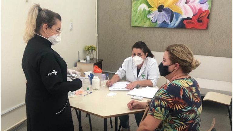 Funcionários da Educação são testados para detecção de covid-19 em Parapuã