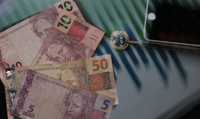 Dívida Pública cai 0,68% em setembro e continua abaixo de R$ 5,5 tri