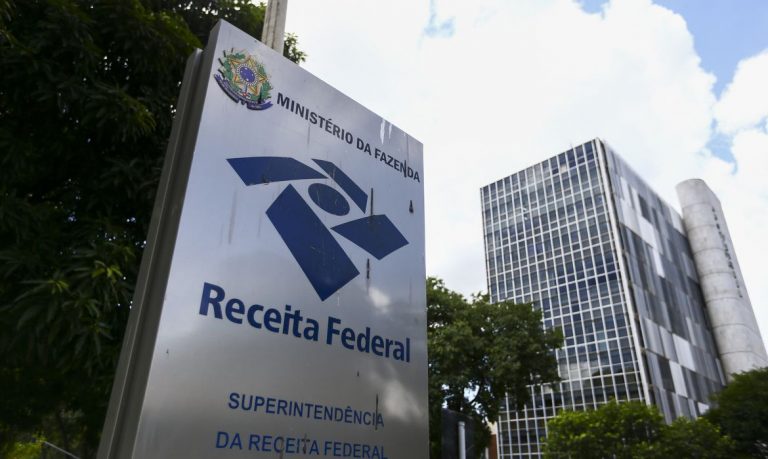 Arrecadação federal cresce 12,9% e bate recorde em setembro