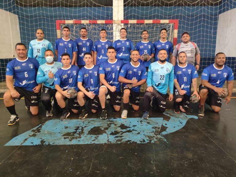 Handebol masculino de Lucélia retorna à ativa e estreia com vitória