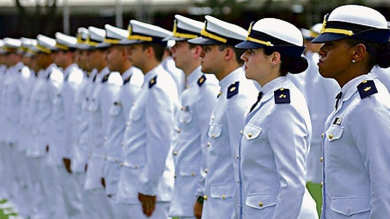 Militares temporários da Marinha: 413 vagas para Oficiais