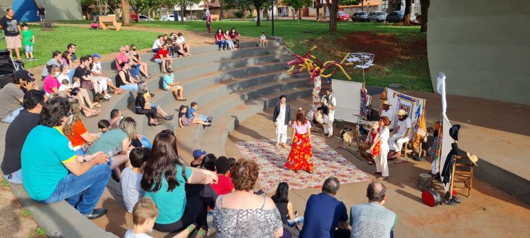 Espetáculo teatral ‘Maria Peregrina’ será apresentado neste domingo no Parque dos Pioneiros