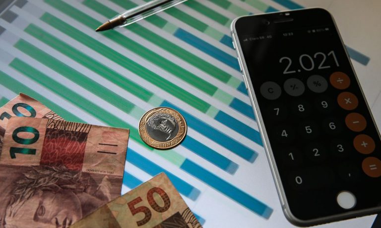 IBGE: inflação medida pelo IPCA acelera para 1,25% em outubro