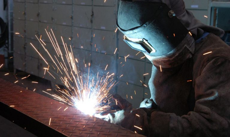 Indicador de produtividade da indústria cai 1,3%, no 3º trimestre