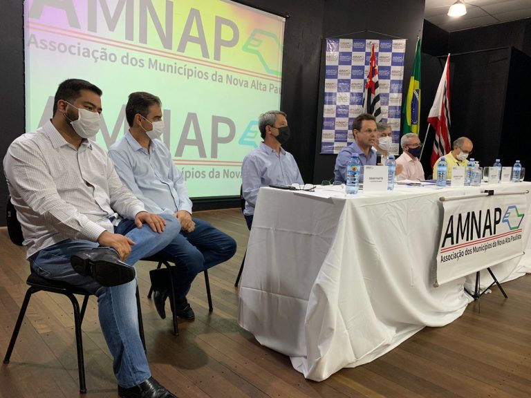 Prefeitos de Rinópolis e Tupã são os novos representantes regionais