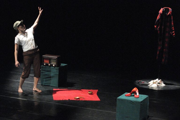 Sábado tem teatro em Adamantina