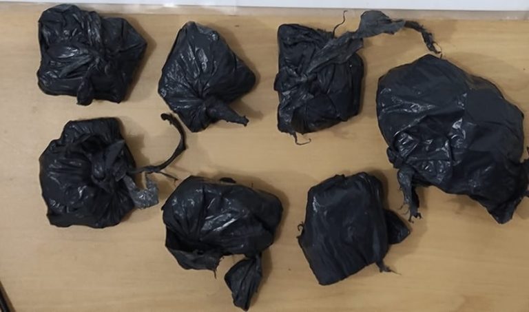 Jovem de 21 anos é preso com sete tabletes de maconha em Adamantina