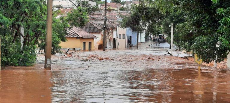 Defesa Civil do Estado confirma 21 mortes em razão das chuvas