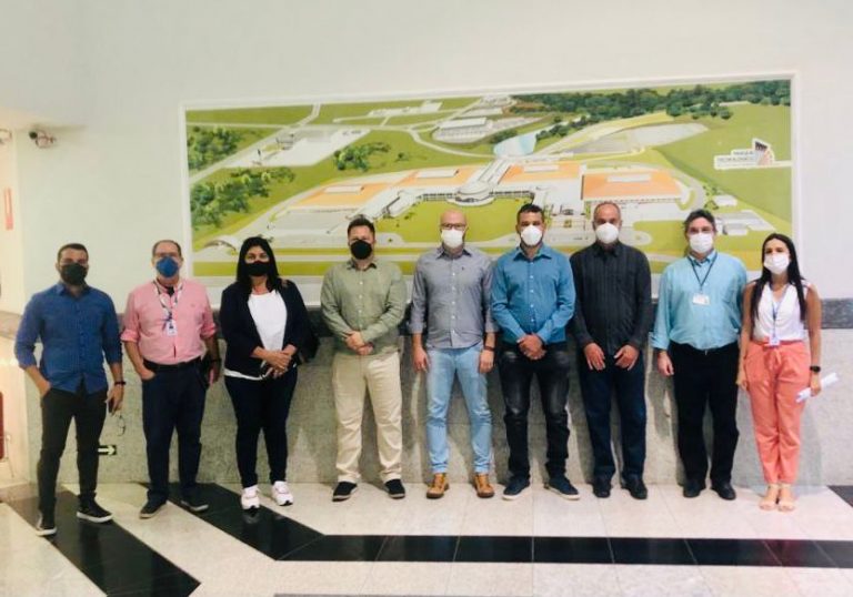 Prefeitura e Associação de Engenheiros de Osvaldo Cruz visitam Parque Tecnológico de São José dos Campos