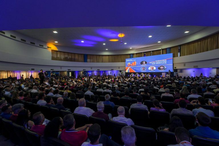 Crea-SP propõe soluções para o Estado com foco em cidades inteligentes