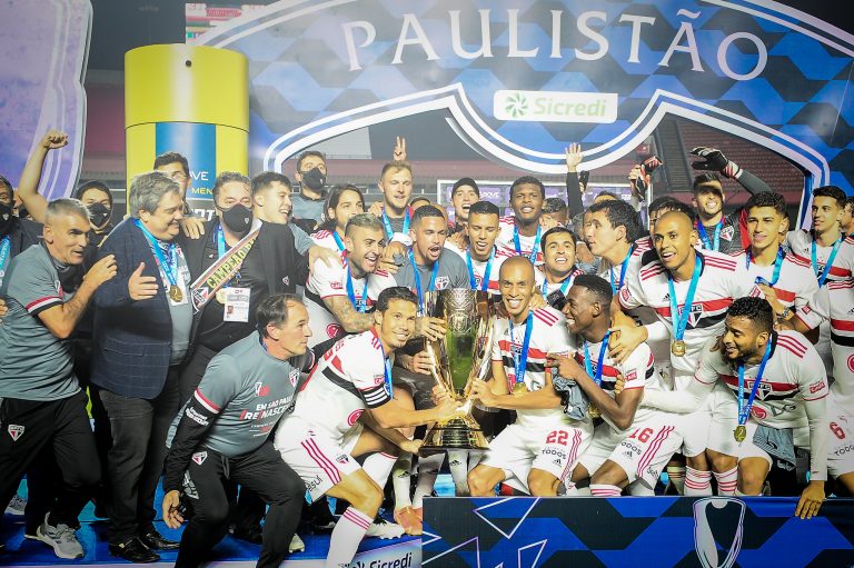 Sicredi apoia futebol nacional com patrocínio à Copa Intelbras do Brasil