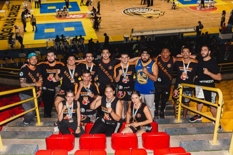 Adamantina conquista 9 medalhas no Campeonato Paulista de Kickboxing
