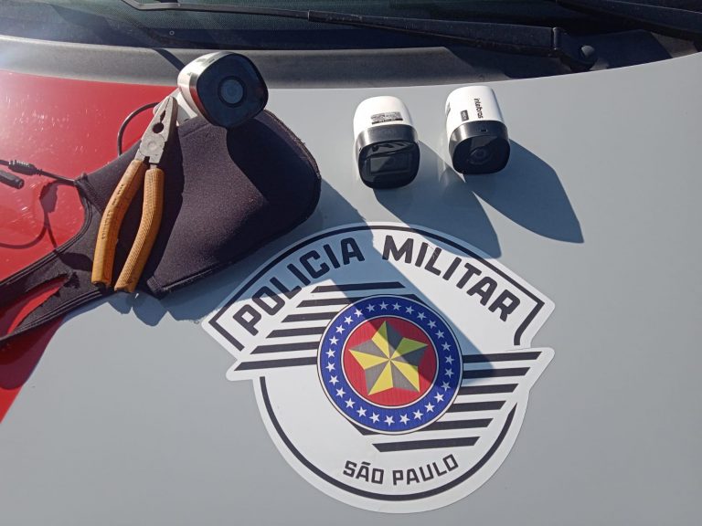 Homem furta câmeras de segurança de loja e vai preso