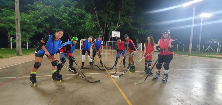 Adamantina participa do Torneio de Hockey em Jaú