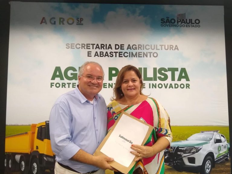 Prefeita conquista mais de R$ 2 milhões em convênios para Salmourão