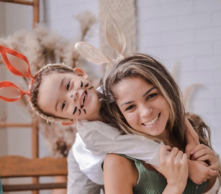 Mães: elas conciliam trabalho com maternidade e são fontes de admiração