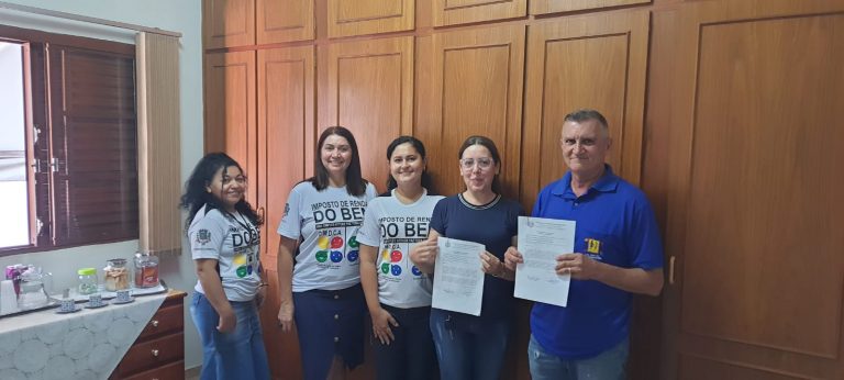 Representantes das entidades assinam Termos de Colaboração para repasses das doações do Imposto de Renda do Bem